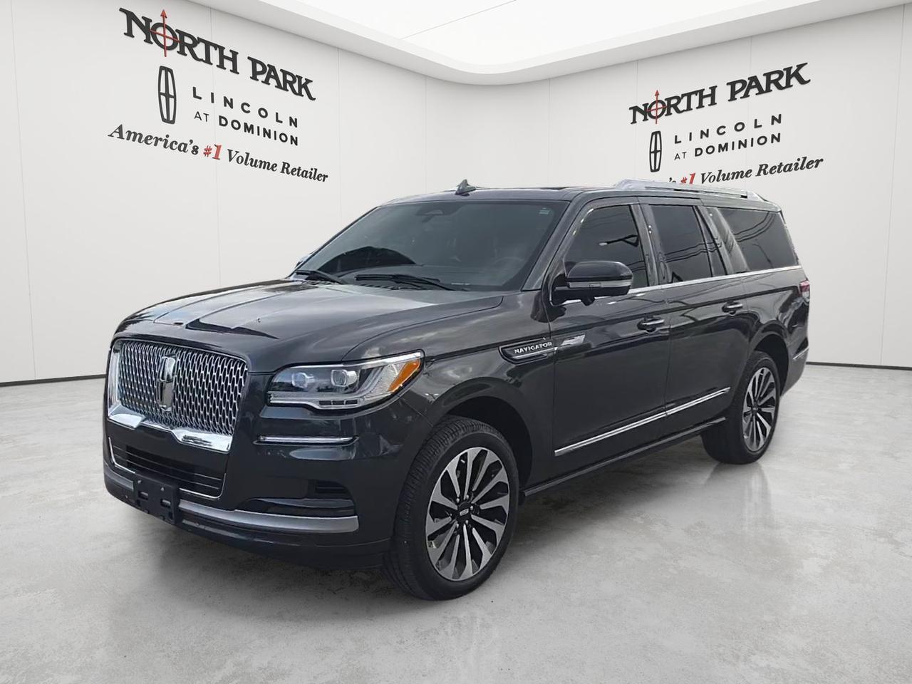 2023 Lincoln Navigator L