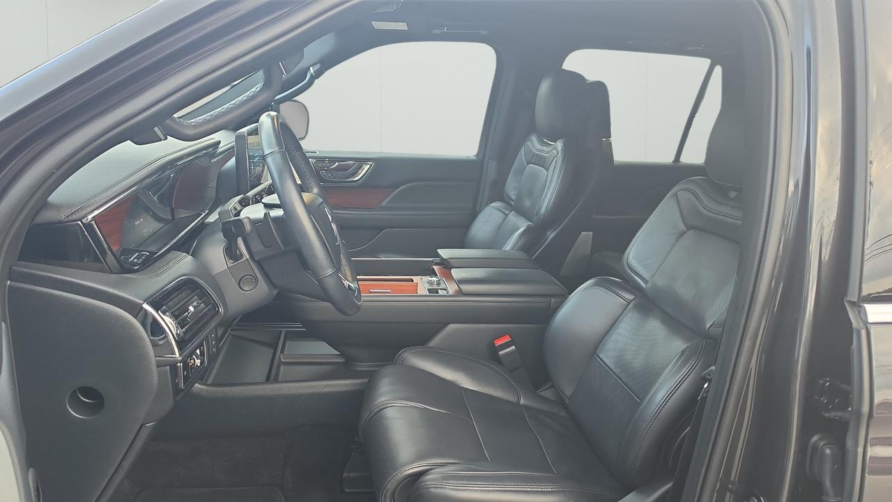 2023 Lincoln Navigator L Reserve