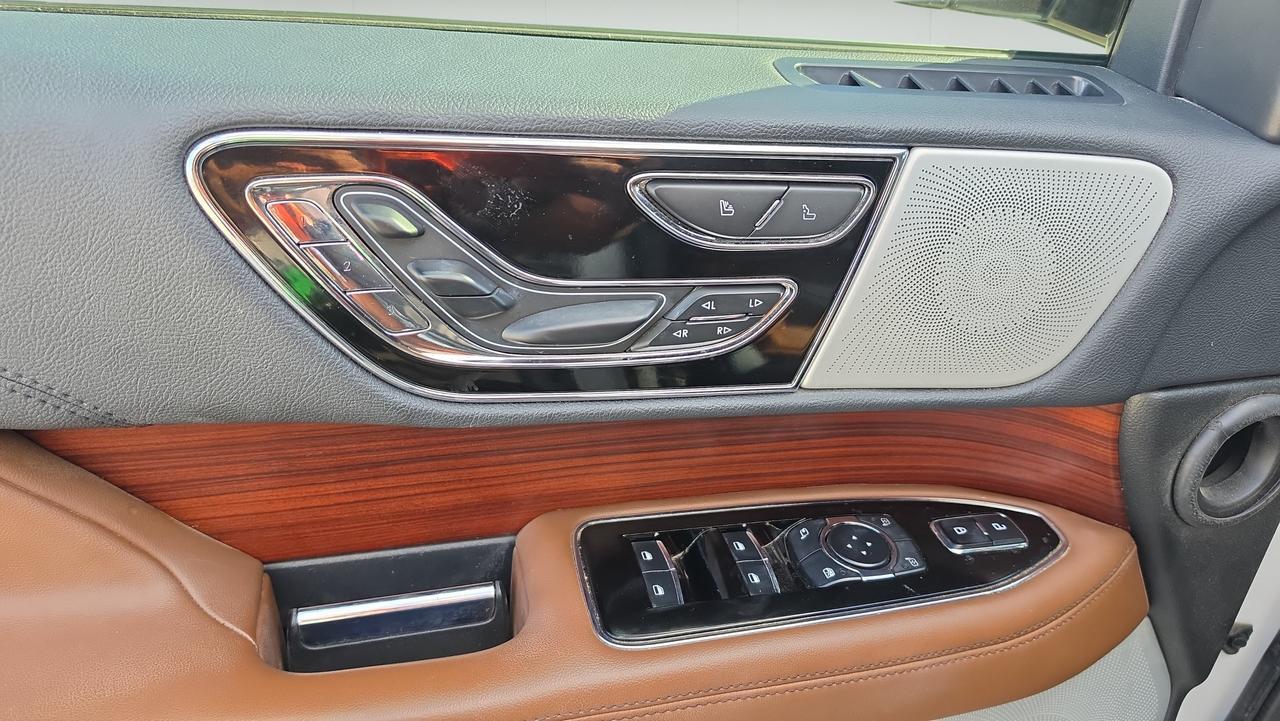 2023 Lincoln Navigator L Reserve