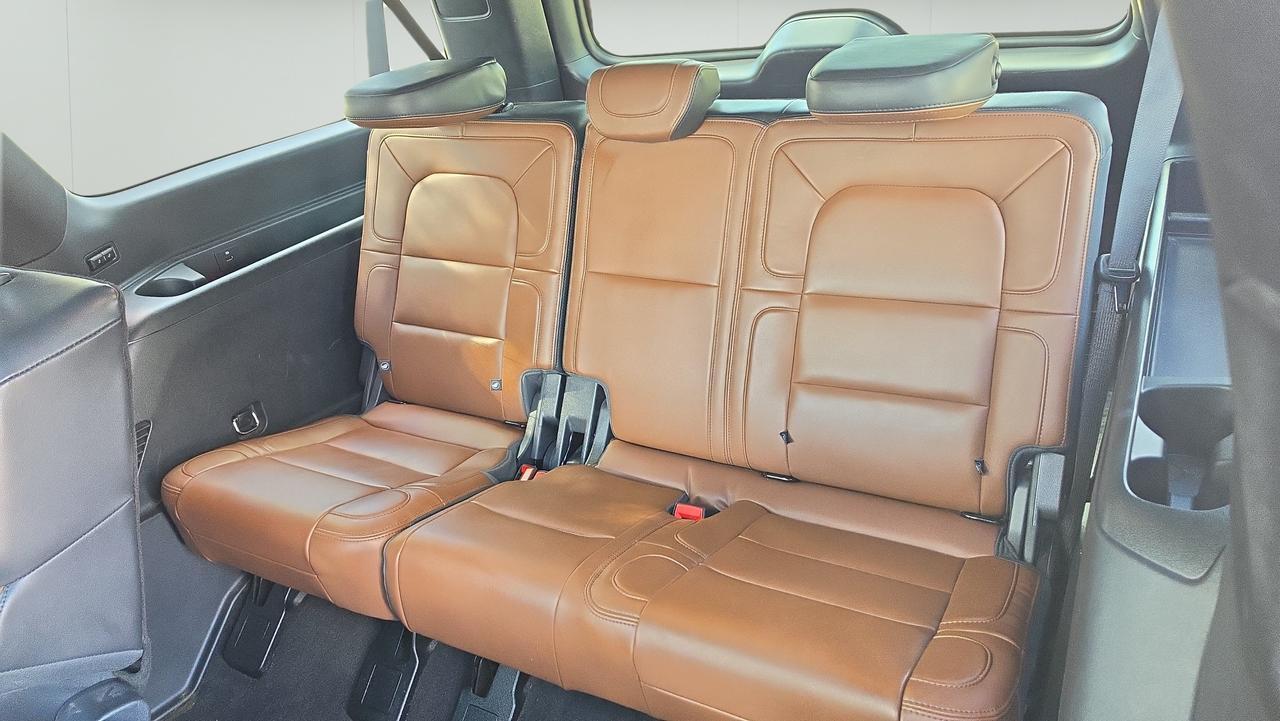 2023 Lincoln Navigator L Reserve