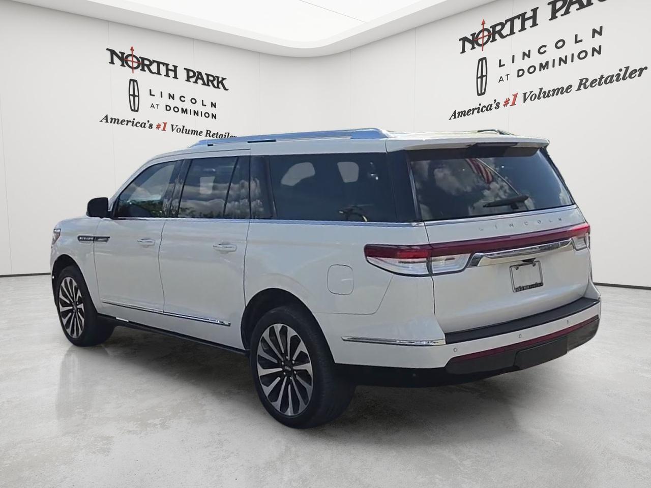 2023 Lincoln Navigator L Reserve