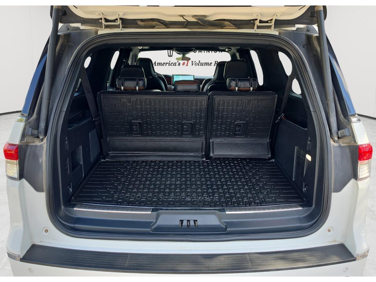 2023 Lincoln Navigator L Reserve