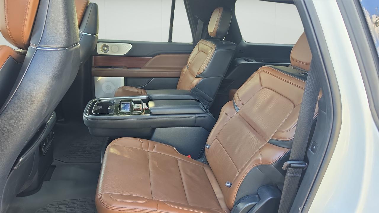 2023 Lincoln Navigator L Reserve