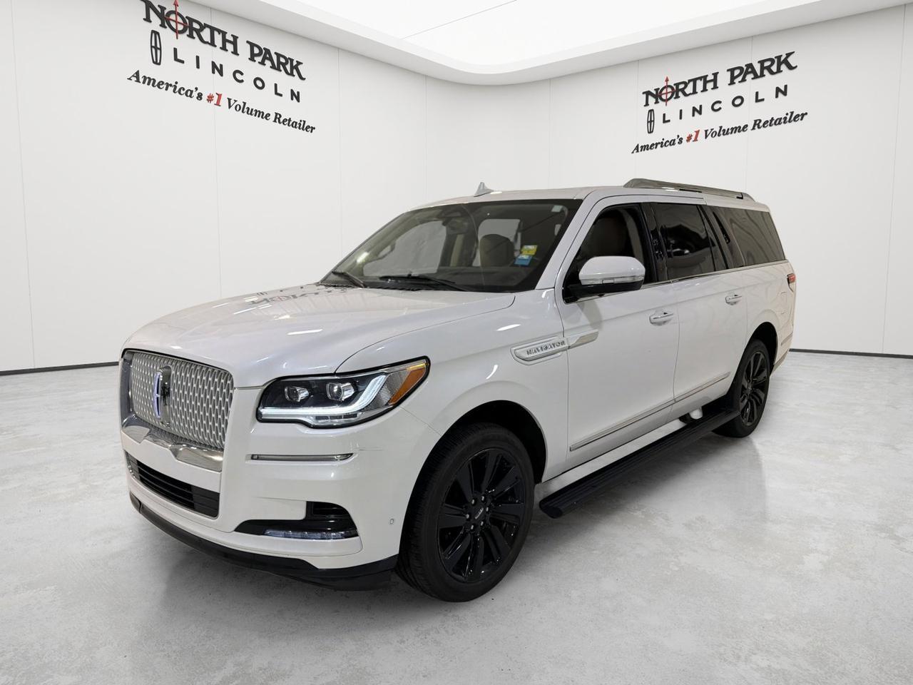 2023 Lincoln Navigator L Reserve