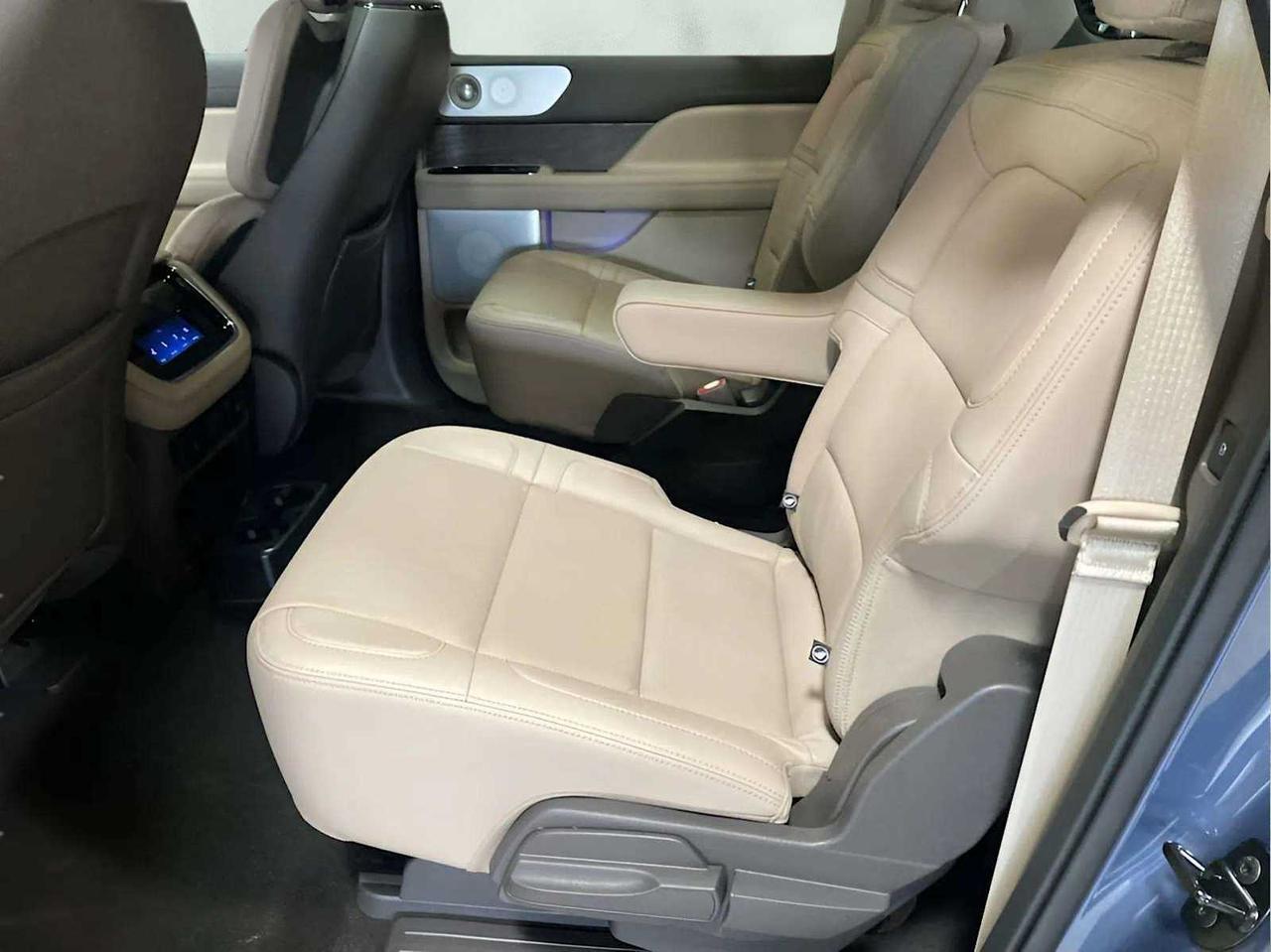 2023 Lincoln Navigator L Reserve Woburn MA