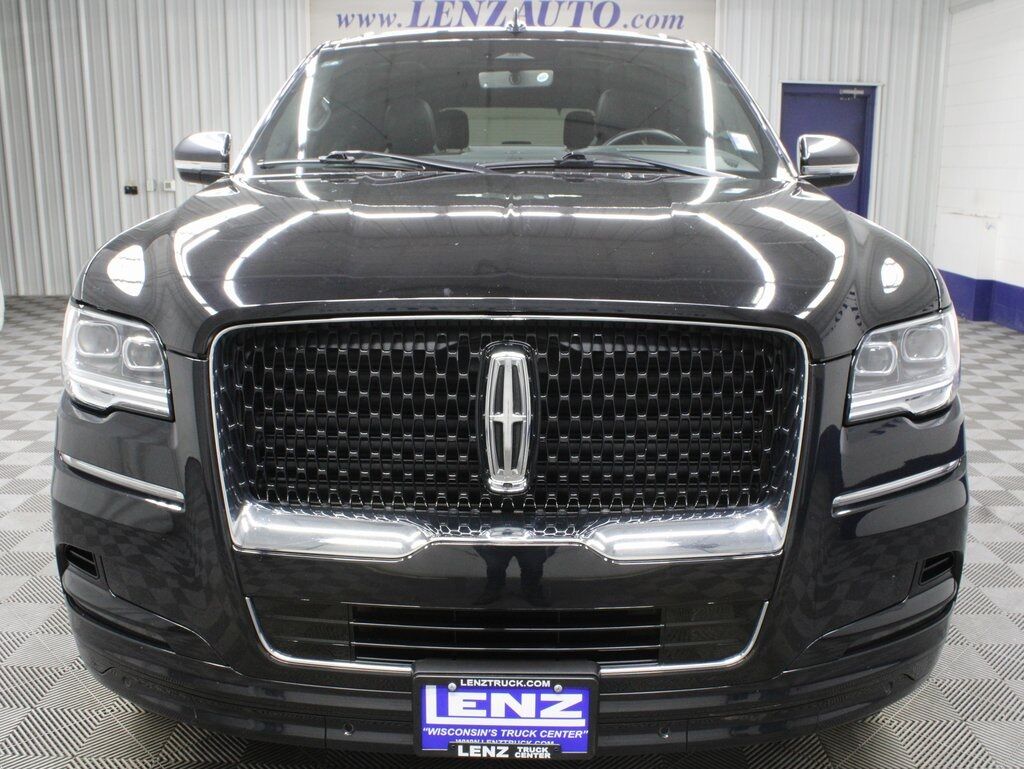 2023 Lincoln Navigator Reserve 4WD 7 Passenger Fond du Lac WI