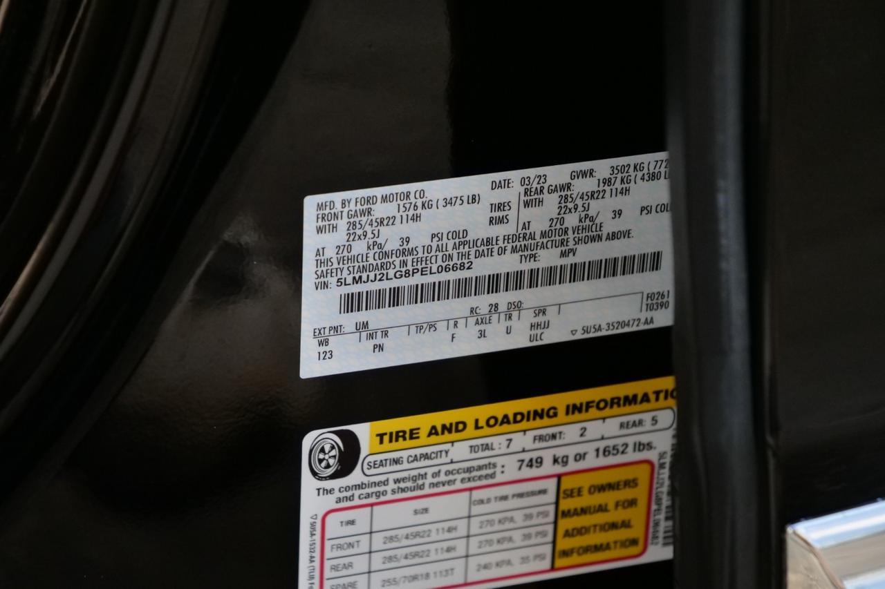 2023 Lincoln Navigator Reserve / 4WD / Rear Cooled Seats / Massage Seats! Lincolnton NC