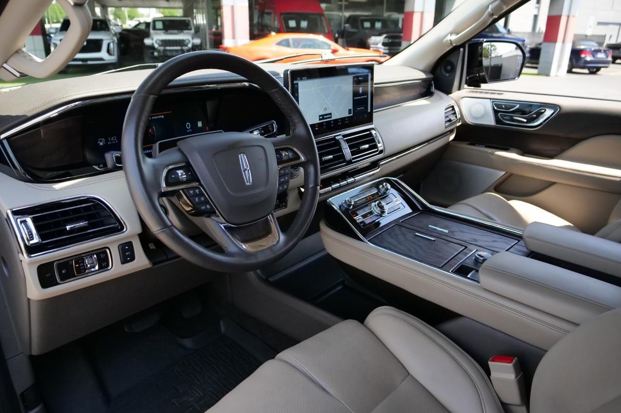 2023 Lincoln Navigator Reserve / 4WD / Rear Cooled Seats / Massage Seats! Lincolnton NC