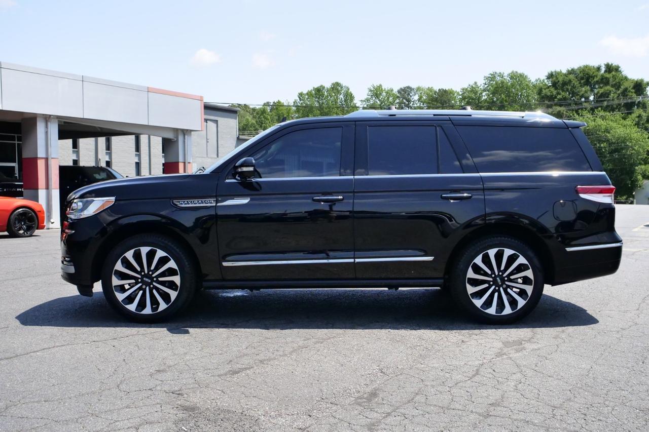 2023 Lincoln Navigator Reserve / 4WD / Rear Cooled Seats / Massage Seats! Lincolnton NC