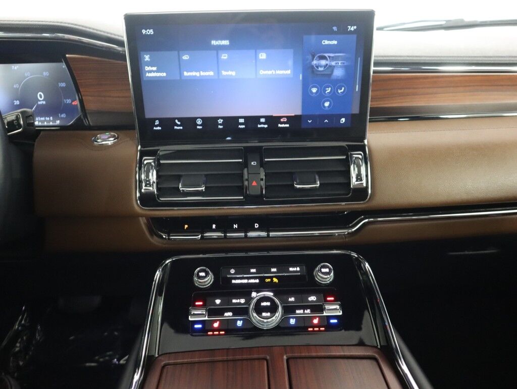 2023 Lincoln Navigator Reserve 4x4 w/Monochromatic Pkg Maumee OH