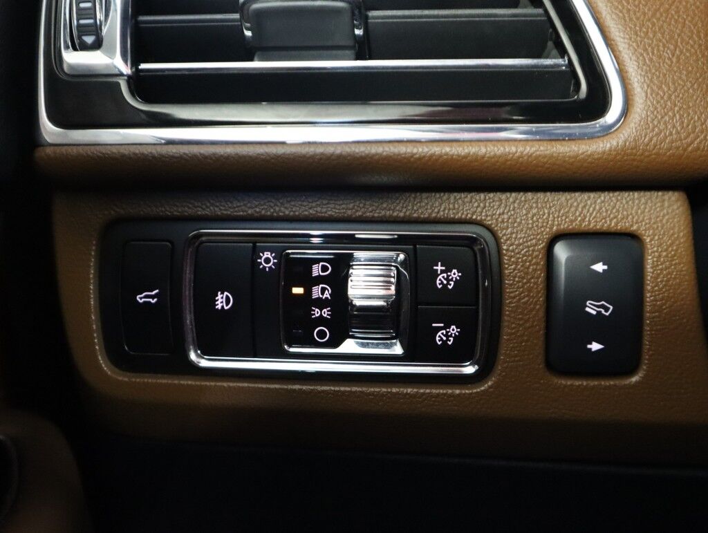 2023 Lincoln Navigator Reserve 4x4 w/Monochromatic Pkg Maumee OH