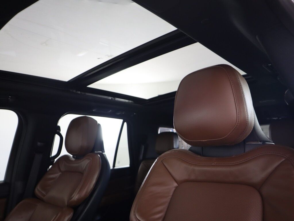 2023 Lincoln Navigator Reserve 4x4 w/Monochromatic Pkg Maumee OH