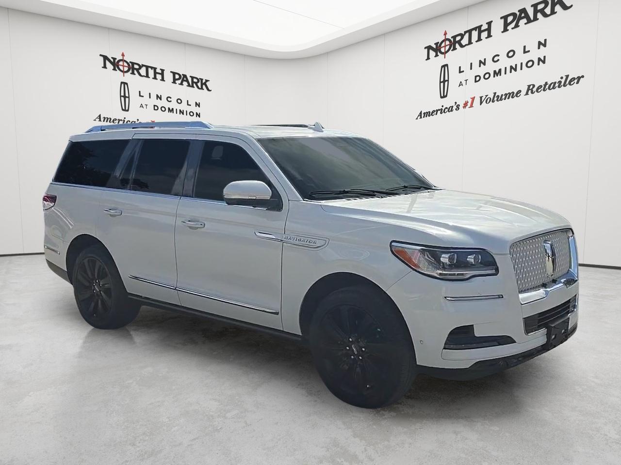 2023 Lincoln Navigator Reserve