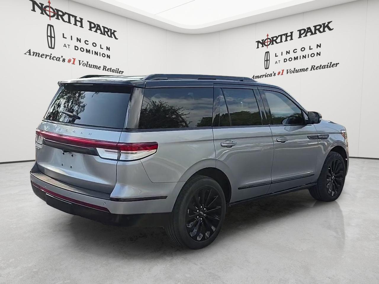 2023 Lincoln Navigator Reserve