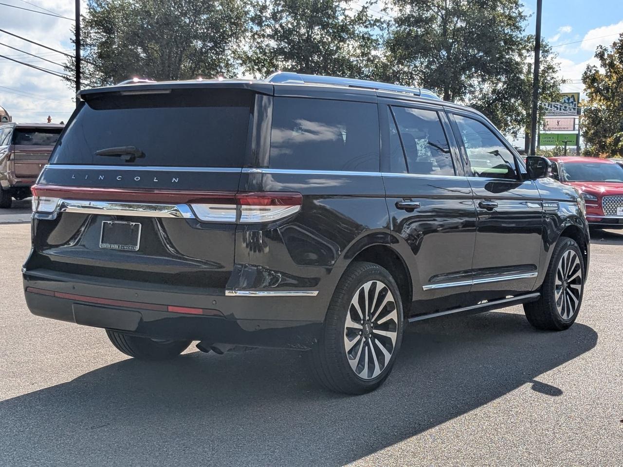 2023 Lincoln Navigator Reserve