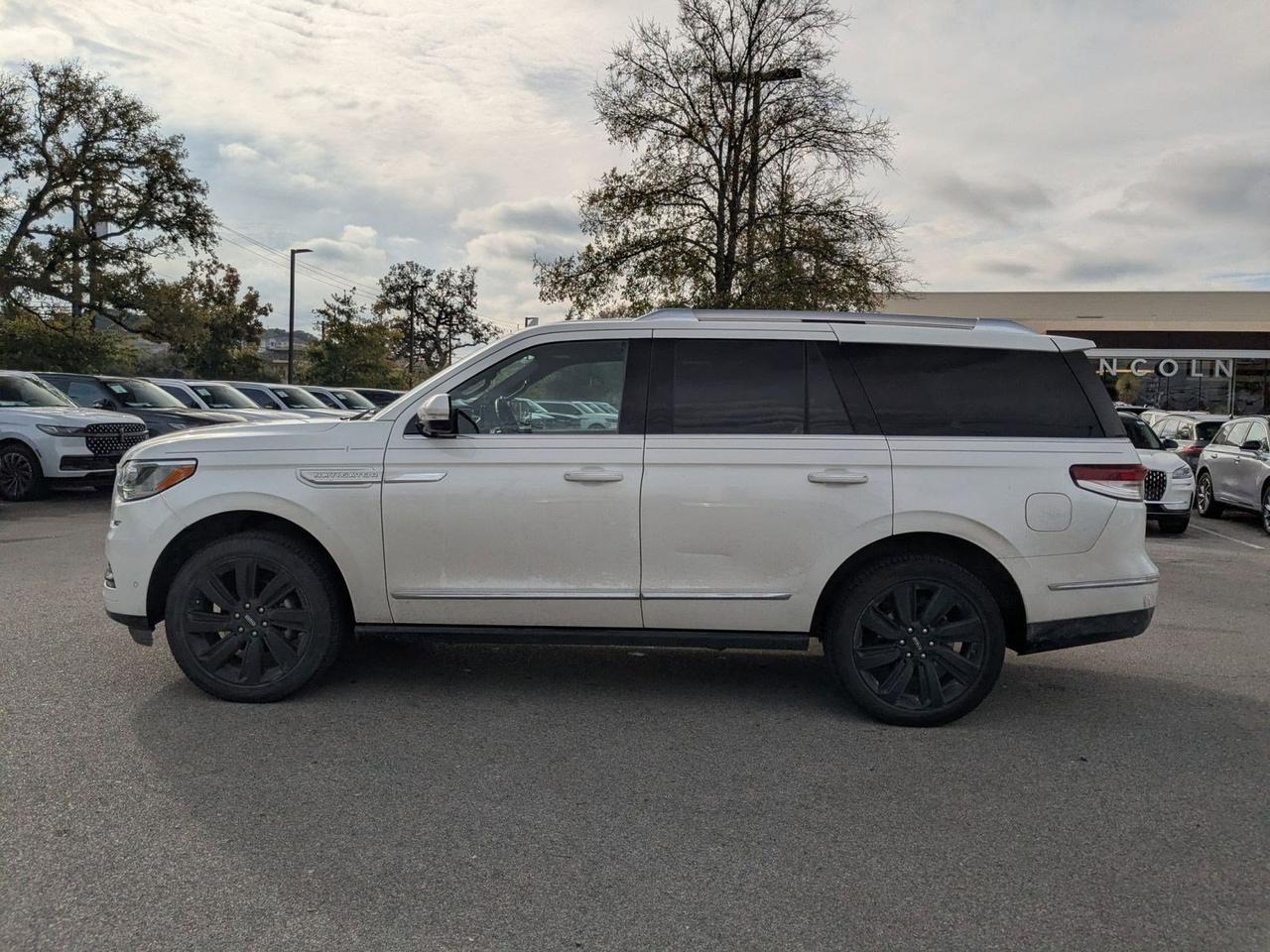 2023 Lincoln Navigator Reserve