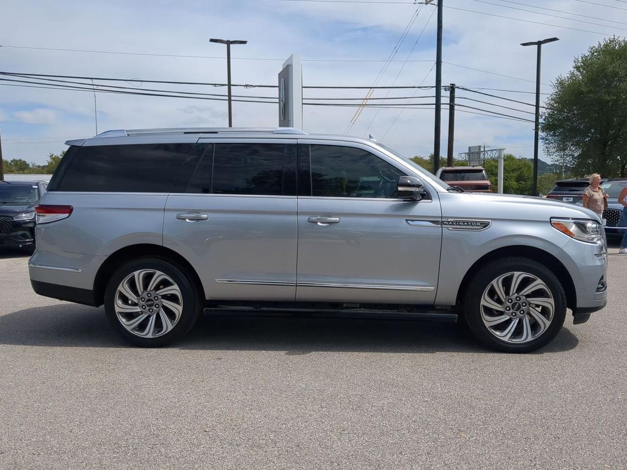 2023 Lincoln Navigator Reserve