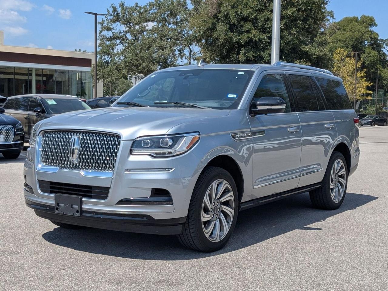 2023 Lincoln Navigator Reserve