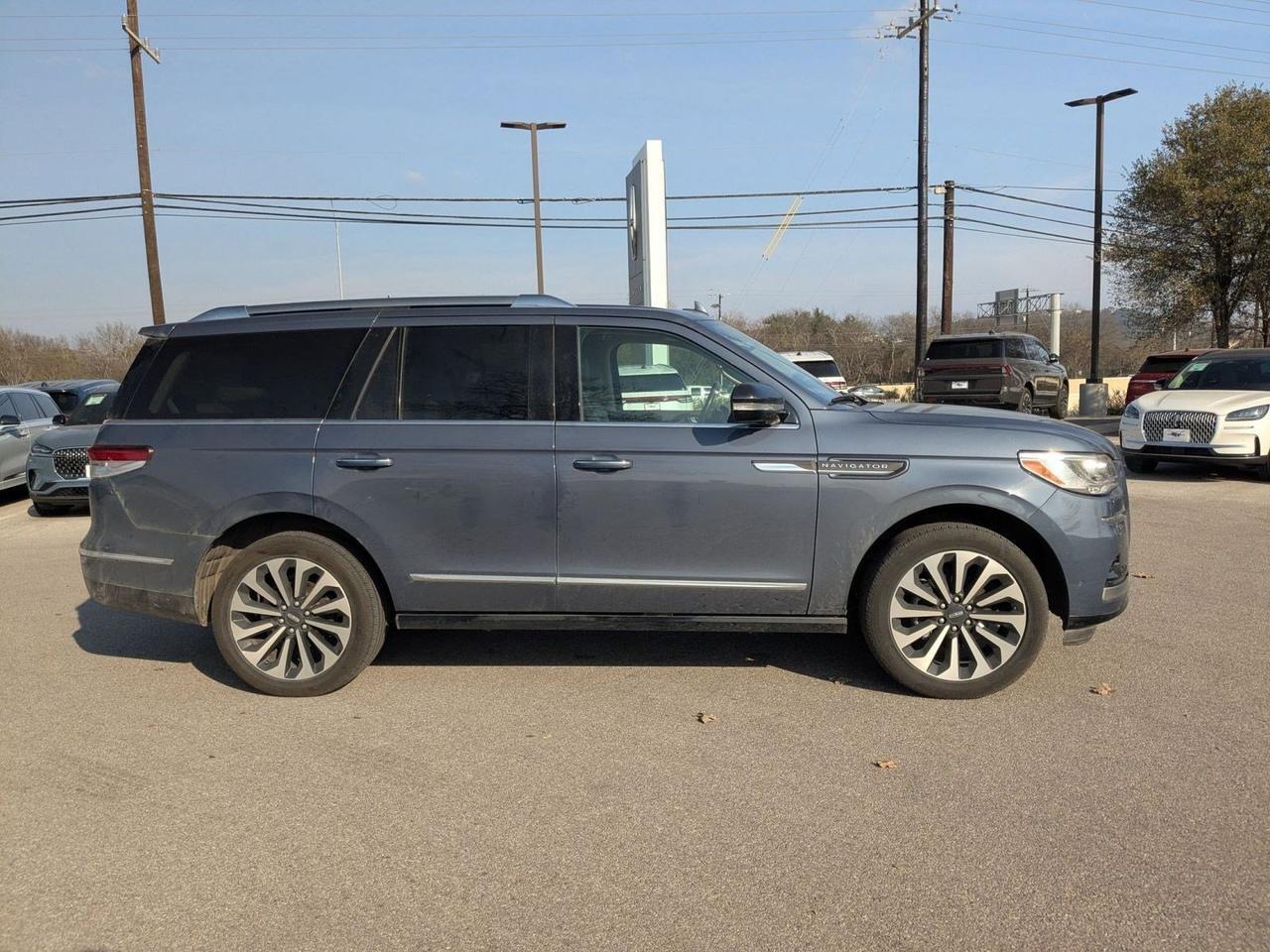 2023 Lincoln Navigator Reserve