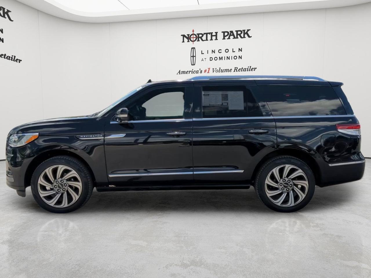 2023 Lincoln Navigator Reserve
