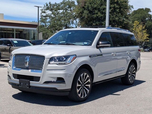2023 Lincoln Navigator Reserve
