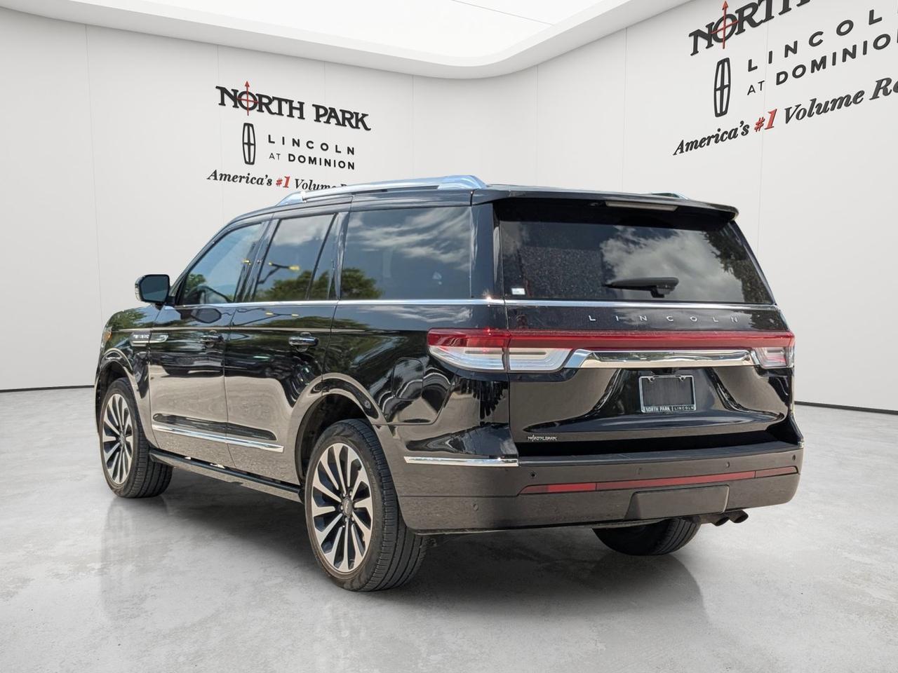 2023 Lincoln Navigator Reserve
