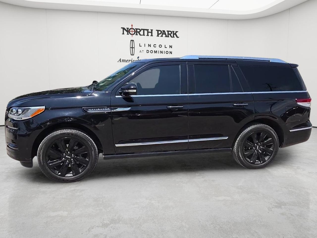 2023 Lincoln Navigator Reserve