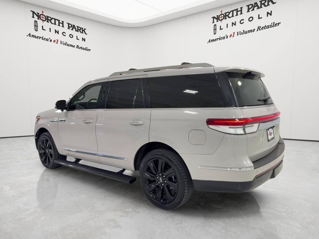 2023 Lincoln Navigator Reserve
