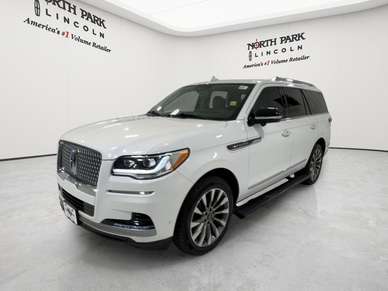 2023 Lincoln Navigator