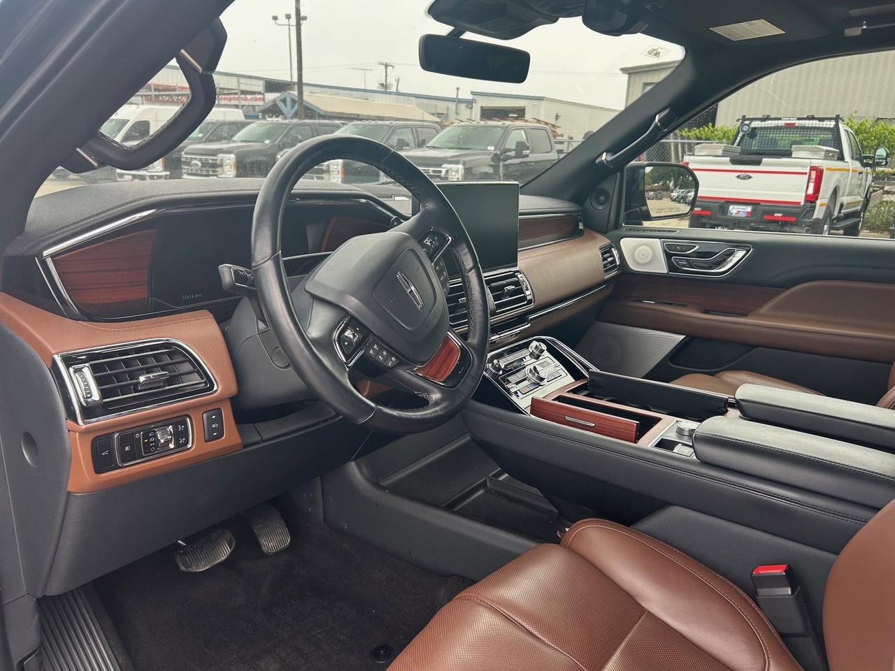 2023 Lincoln Navigator Reserve