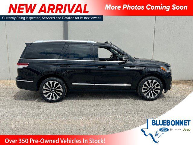 2023 Lincoln Navigator