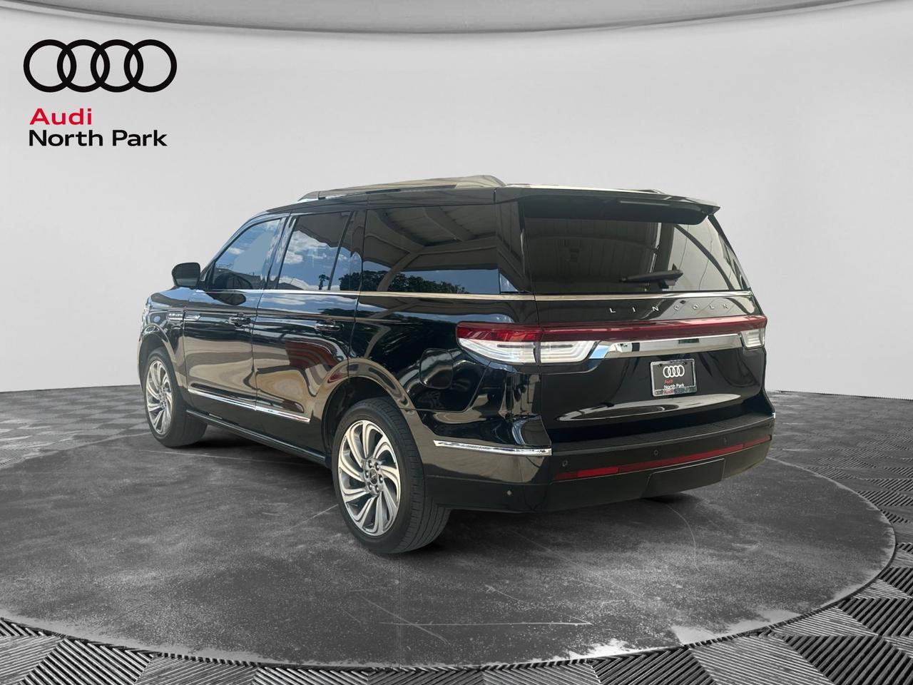 2023 Lincoln Navigator Reserve