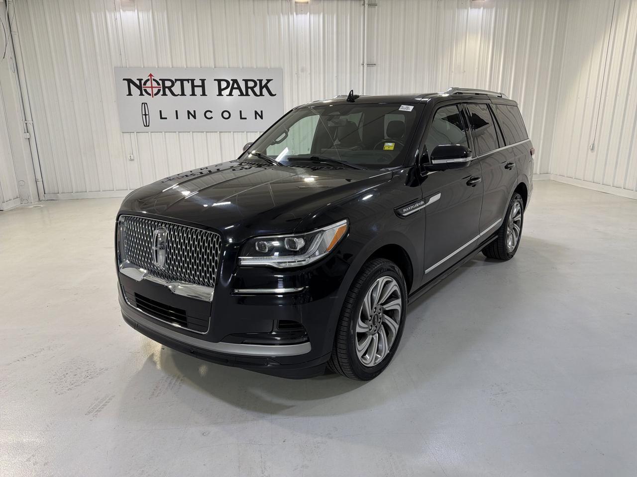 2023 Lincoln Navigator Reserve
