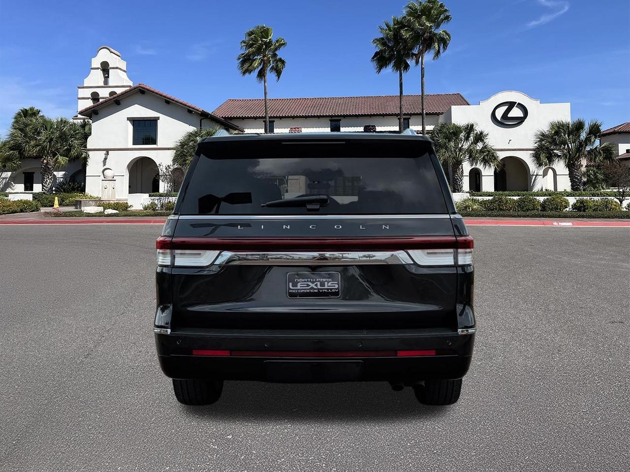 2023 Lincoln Navigator Reserve