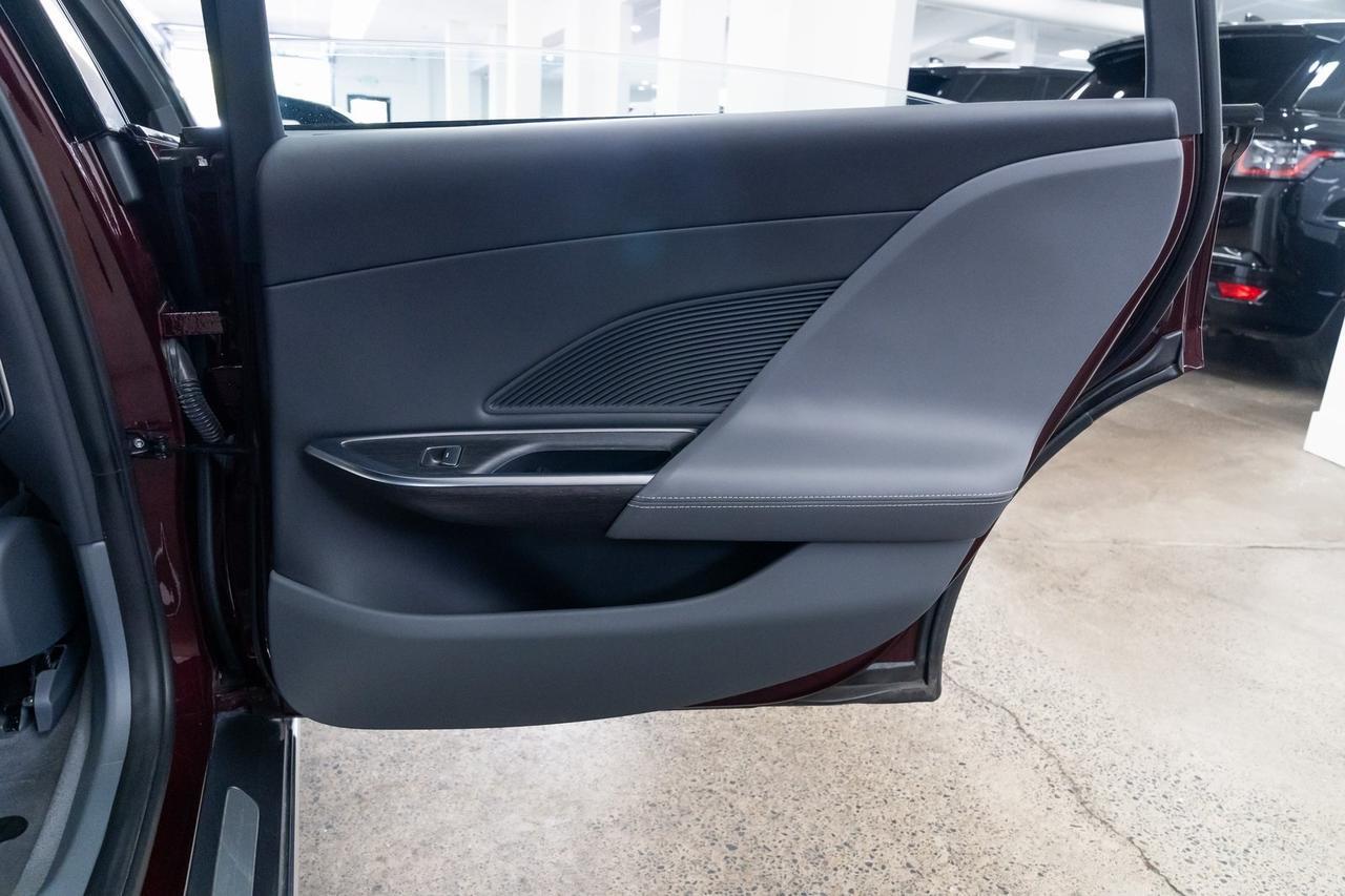 2023 Lucid Air Touring 1 Owner Vented Seats Wireless Carplay Portland OR