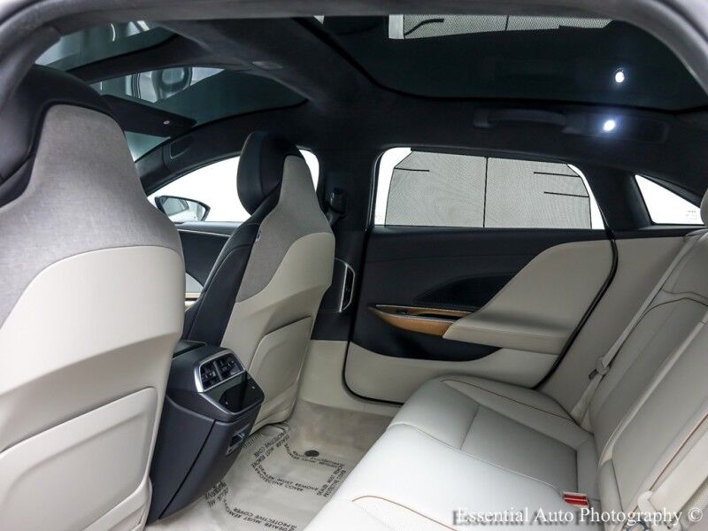 2023 Lucid Air Touring Willowbrook IL