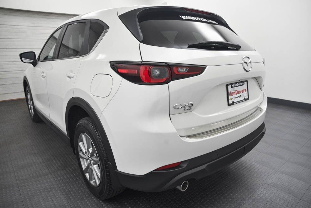 2023 MAZDA CX-5 2.5 S Preferred Package Akron OH