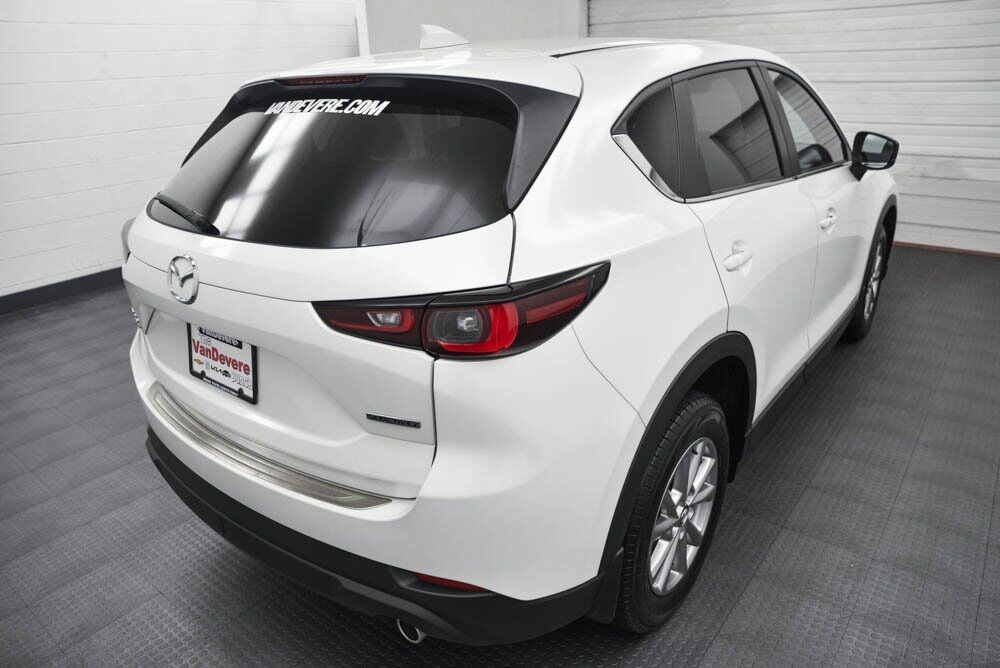 2023 MAZDA CX-5 2.5 S Preferred Package Akron OH