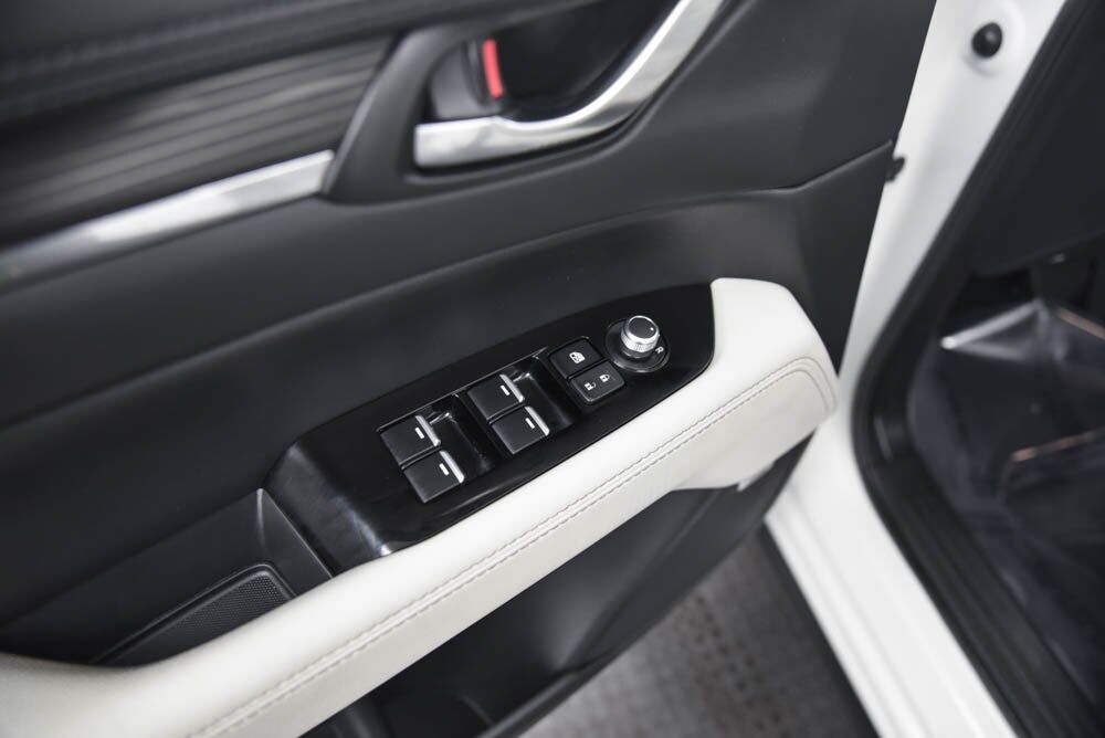 2023 MAZDA CX-5 2.5 S Premium Package AKRON OH