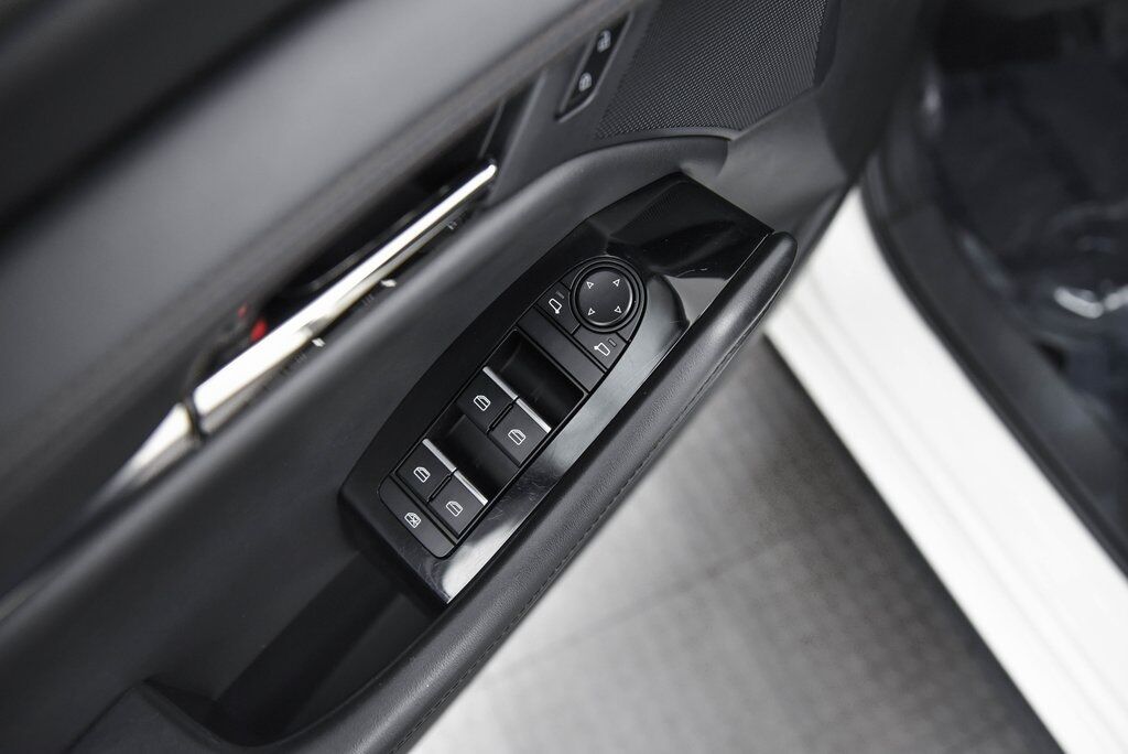 2023 MAZDA Mazda3 2.5 S Preferred Package Akron OH