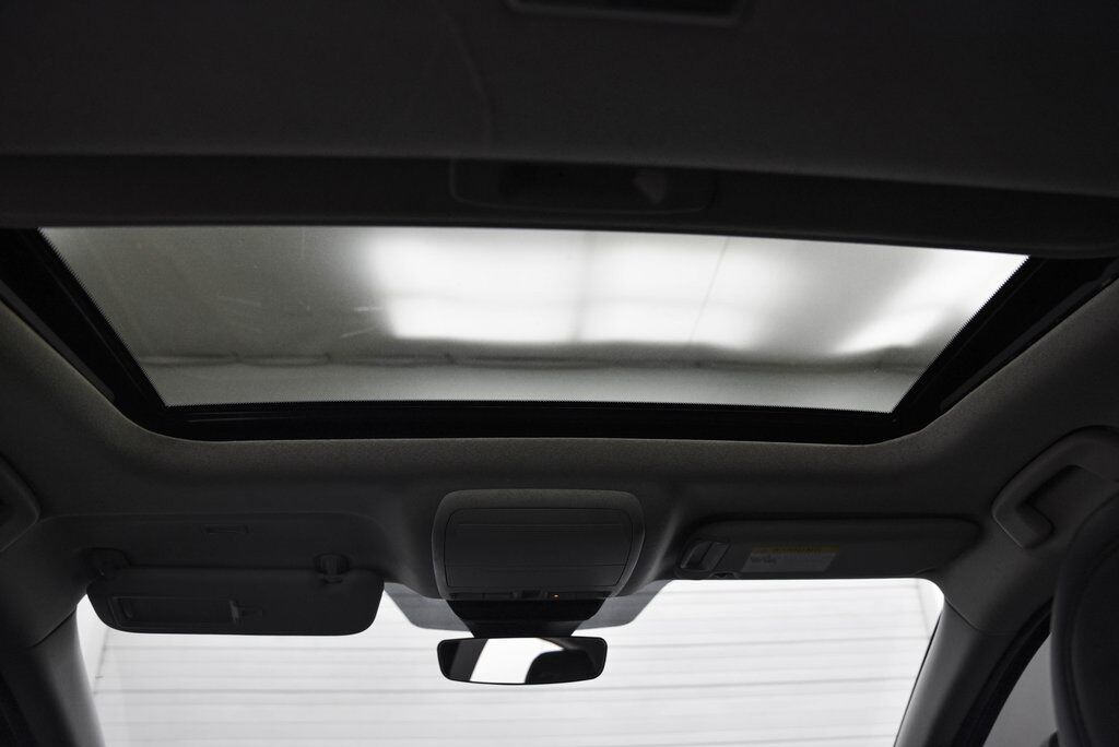 2023 MAZDA Mazda3 2.5 S Preferred Package Akron OH