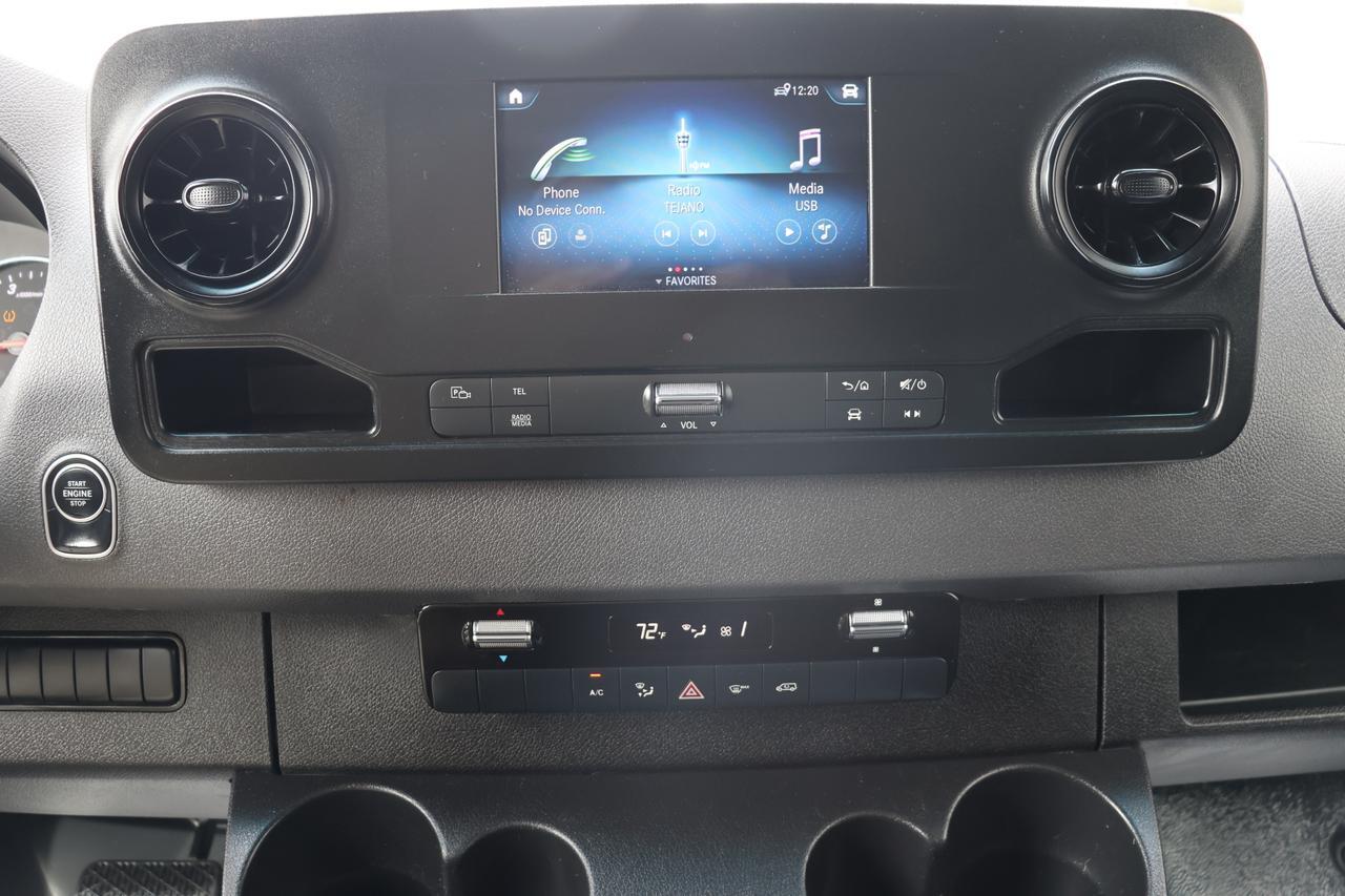 2023 MERCEDES-BENZ SPRINTER 2500 Houston TX