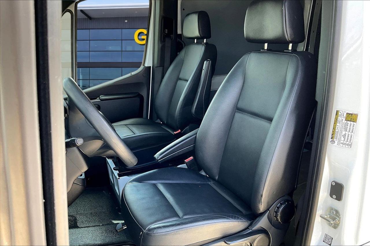 2023 MERCEDES-BENZ SPRINTER 2500 Houston TX