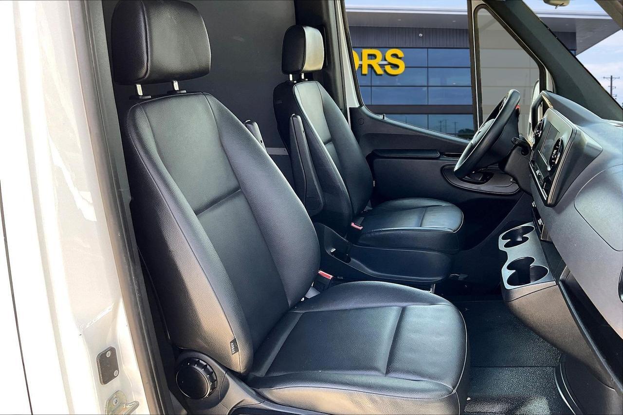 2023 MERCEDES-BENZ SPRINTER 2500 Houston TX