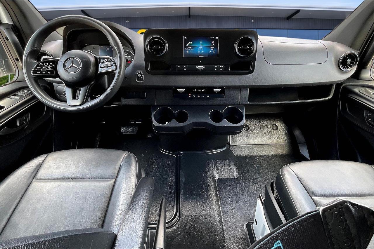 2023 MERCEDES-BENZ SPRINTER 2500 Houston TX