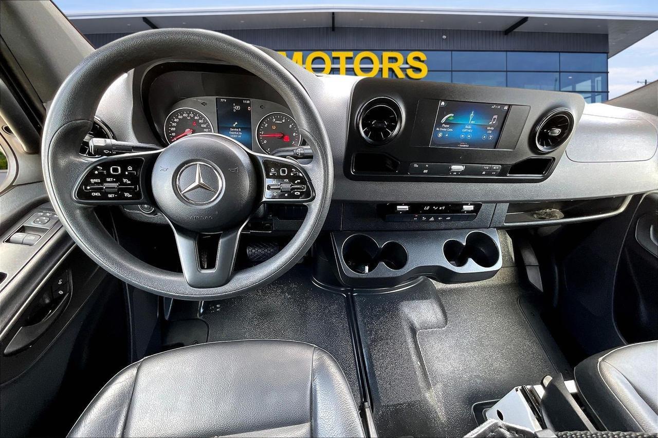 2023 MERCEDES-BENZ SPRINTER 2500 Houston TX