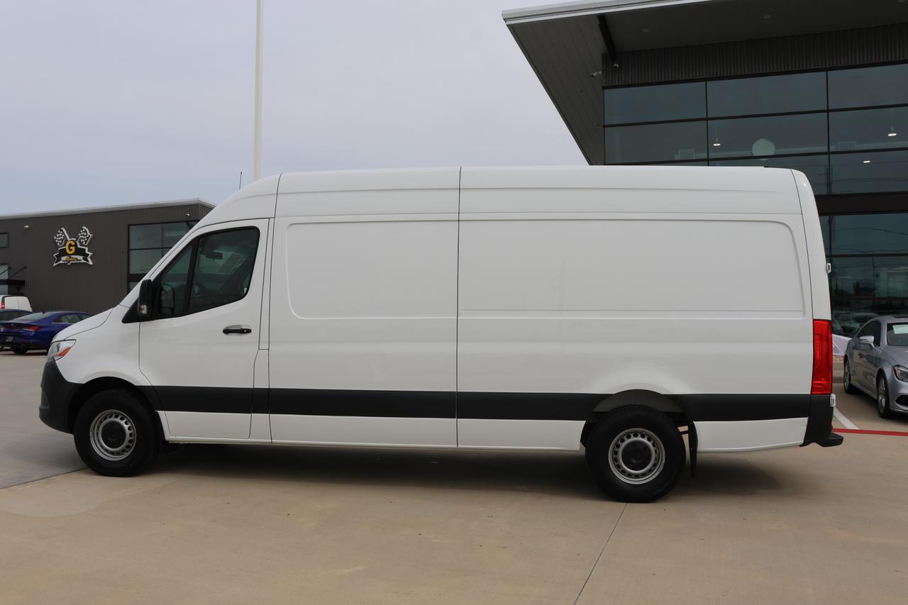 2023 MERCEDES-BENZ SPRINTER 2500 Houston TX