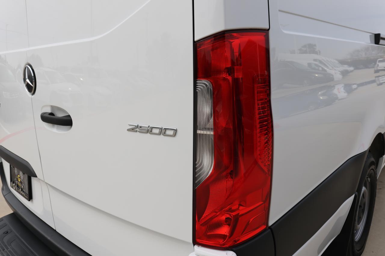 2023 MERCEDES-BENZ SPRINTER 2500 Houston TX