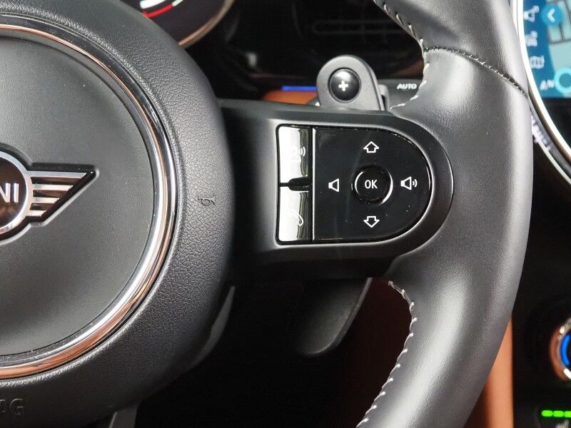 2023 MINI Cooper S 4 Door *ICONIC TRIM, HEADS-UP DISPLAY, NAVIGATION, BACKUP-CAMERA, COLOR TOUCHSCREEN, PANORAMA MOONROOF, CHESTERFIELD LEATHER, HEATED SEATS, HARMAN/KARDON, WIRELESS CHARGING, APPLE CARPLAY Round Rock TX