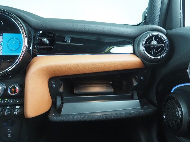 2023 MINI Cooper S 4 Door *ICONIC TRIM, HEADS-UP DISPLAY, NAVIGATION, BACKUP-CAMERA, COLOR TOUCHSCREEN, PANORAMA MOONROOF, CHESTERFIELD LEATHER, HEATED SEATS, HARMAN/KARDON, WIRELESS CHARGING, APPLE CARPLAY Round Rock TX